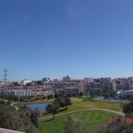 Sunny Suites Golf And Free Parking Guest House Lisbona Esterno foto
